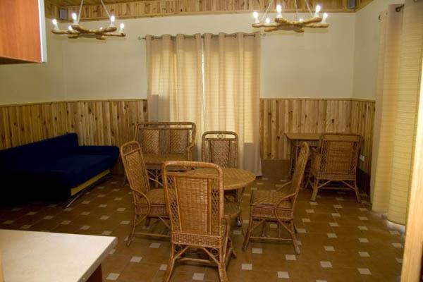 Marco Polo Hotel Ulʼyanovka Екстериор снимка
