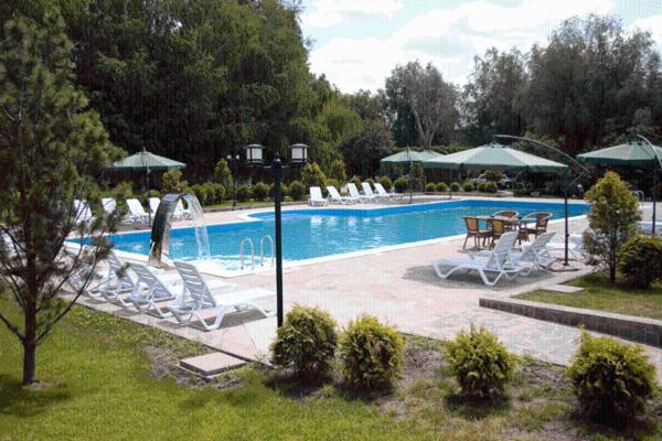 Marco Polo Hotel Ulʼyanovka Екстериор снимка